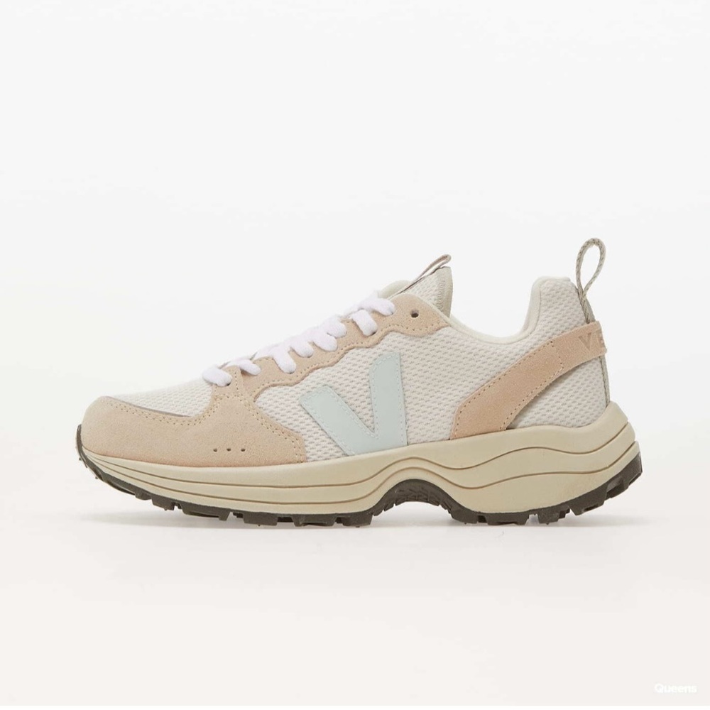 Veja Women's Sneakers- Beige and Light Blue